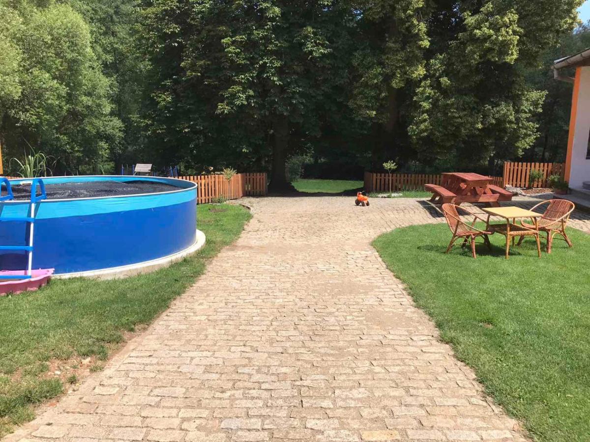 Kypruv Mlyn Villa Kninice Ngoại thất bức ảnh