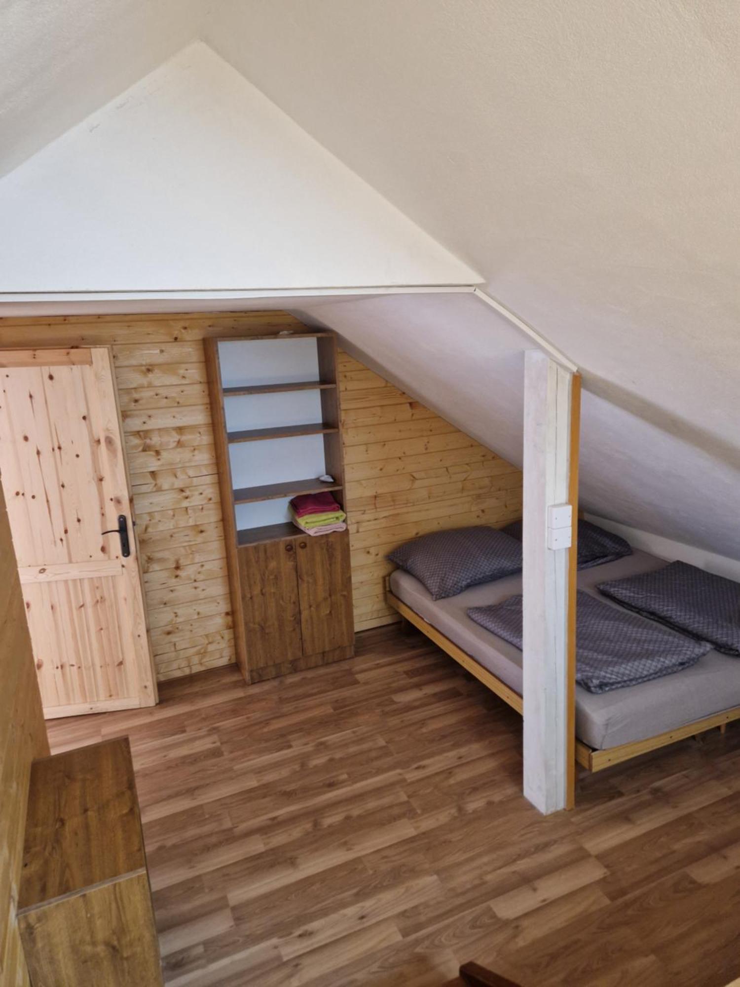 Kypruv Mlyn Villa Kninice Ngoại thất bức ảnh
